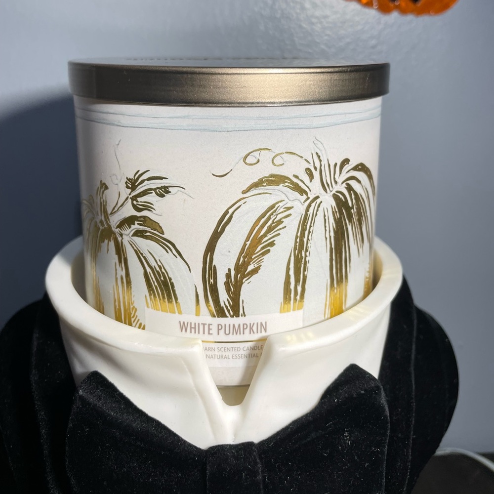 Bath & Body Works candle